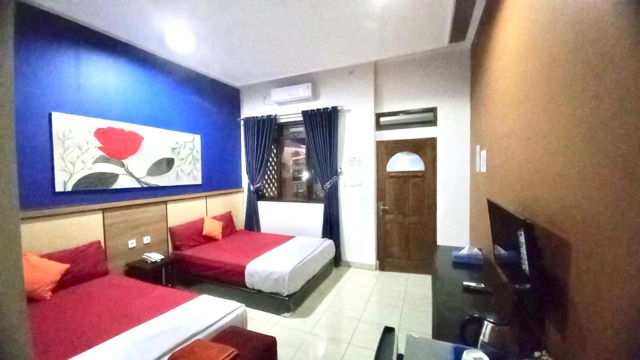 Ahlen Pangandaran Hotel Exterior photo